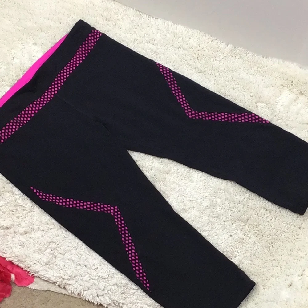 Lorna Jane LJ Black premium Capri leggings XL